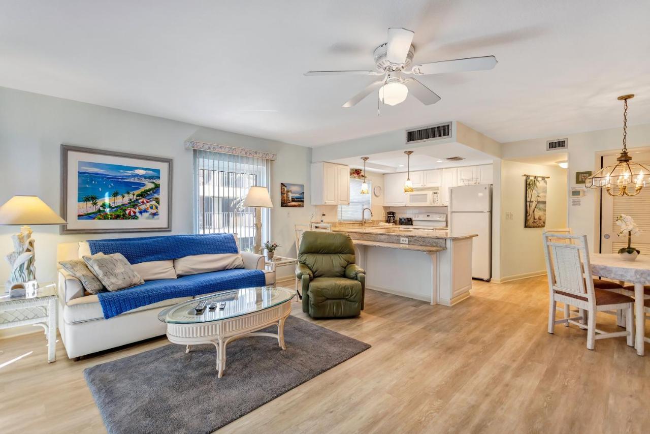 Gulf Gate Resort By Travel Resort Services St. Pete Beach Esterno foto