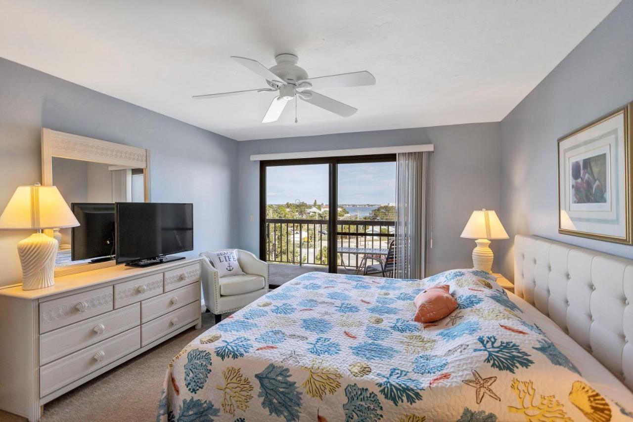 Gulf Gate Resort By Travel Resort Services St. Pete Beach Esterno foto